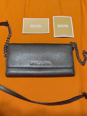 Michael Kors Metallic Pewter Saffiano Crossbody Wallet